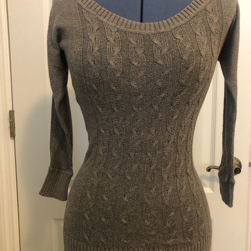 HOLLISTER Scoop neck cable knit sweater